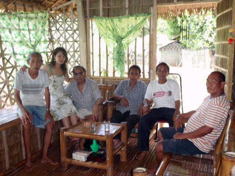 Oido De Caburata Arnis Group at Mike & Mays House - Philippines 2007 